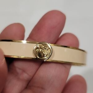 Spartina 449 Flower Charm Oval Hinged Bangle